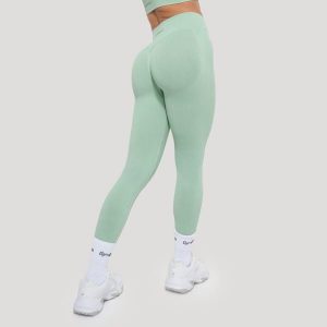 Legginsy damskie fitness bezszwowe Luma. Zielone legginsy GYMBEAM, bez wzorów, z elastanu, z podwyższonym stanem. Za 110,90 zł.