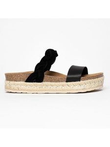 BAYTON Klapki "Clarence" w kolorze czarnym rozmiar: 37. Czarne klapki Bayton, bez wzorów, z otwartym noskiem, bez obcasa. Za 123,53 zł.