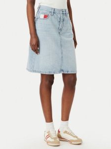 Tommy Jeans Spódnica jeansowa Claire DW0DW23474 Niebieski Regular Fit. Niebieskie spódnice Tommy Jeans, bez wzorów, z jeansu. Za 449,99 zł.