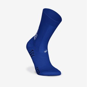 Skarpety piłkarskie podwyższone Kipsta Viralto II MiD antypoślizgowe. Niebieskie skarpetki KIPSTA, bez wzorów, z dzianiny. Za 39,99 zł.