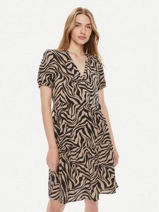ONLY Sukienka letnia Nova 15222215 Czarny Regular Fit. Czarne kombinezony ONLY, na lato, xs, bez wzorów, z wiskozy, bez kołnierzyka, bez ramiączek. Za 159,99 zł.