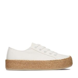 Espadryle JENNY. Białe espadryle Jenny, bez wzorów, bez obcasa. Za 99,99 zł.