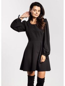 Awama Sukienka w kolorze czarnym rozmiar: S. Czarne sukienki Awama, s, bez wzorów, bez kołnierzyka, bez ramiączek, mini. Za 161,45 zł.