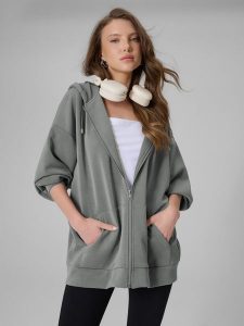 4F Bluza dresowa oversize z modalem damska - szara L. Szare bluzy 4f, l, bez wzorów, z dresówki, bez kaptura. Za 269,99 zł.