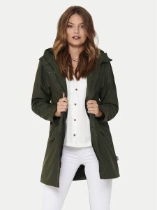 ONLY Kurtka przeciwdeszczowa Sally 15206116 Zielony Regular Fit. Zielone kurtki ONLY, xs, bez wzorów, z syntetyku, bez kaptura. Za 149,99 zł.