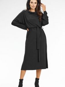 Sukienka Model A671 Black - awama. Czarne sukienki Awama, do pracy, l, bez wzorów, z dzianiny, biznesowe, bez kołnierzyka, plus size, bez ramiączek, midi, proste. Za 329,82 zł.