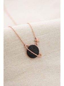 Lodie Silver Srebrny naszyjnik z elementem ozdobnym - dł. 43 cm rozmiar: onesize. Szare naszyjniki Lodie Silver, z cyrkonią, srebrne. Za 65,95 zł.