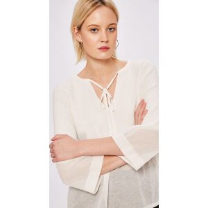 Silvian Heach - Sweter. Szare swetry oversize marki Silvian Heach, z dzianiny, z włoskim kołnierzykiem. W wyprzedaży za 99,90 zł.