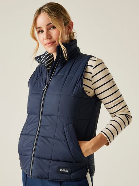 Regatta Kamizelka pikowana "Courcelle" w kolorze granatowym rozmiar: 34. Niebieskie kamizelki Regatta, bez wzorów, bez kołnierzyka, bez ramiączek, bez kaptura. Za 91,56 zł.