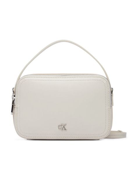 Calvin Klein Torebka Ck Hardware Camera Bag LV04F3678G Biały. Białe torebki klasyczne Calvin Klein, bez wzorów, ze skóry, bez dodatków. Za 364,99 zł.