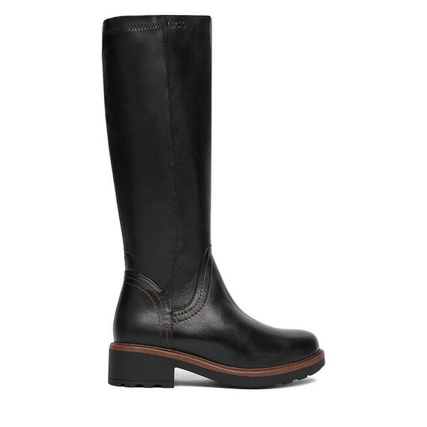 Kozaki Lasocki. Czarne kozaki Lasocki, bez wzorów, bez obcasa, na płaskiej podeszwie, bez zapięcia. Za 399,99 zł.