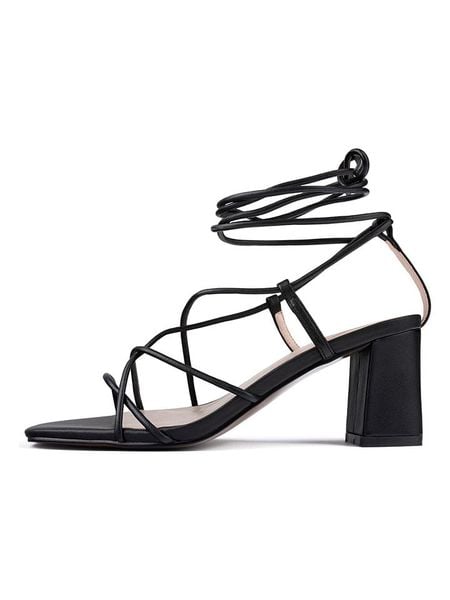 Loft37 Skórzane sandały w kolorze czarnym rozmiar: 41. Czarne sandały Loft37, bez wzorów, z otwartym noskiem, bez obcasa, na koturnie, bez zapięcia. Za 304,99 zł.