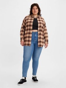 Levi´s Dżinsy - Skinny fit - w kolorze niebieskim rozmiar: W44/L32. Niebieskie jeansy z aplikacjami, ze skóry, z podwyższonym stanem. Za 153,71 zł.