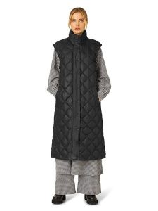 Ilse Jacobsen Kamizelka puchowa w kolorze czarnym rozmiar: 38. Czarne kamizelki Ilse Jacobsen, bez wzorów, z puchu, bez kołnierzyka, bez ramiączek, bez kaptura. Za 383,45 zł.