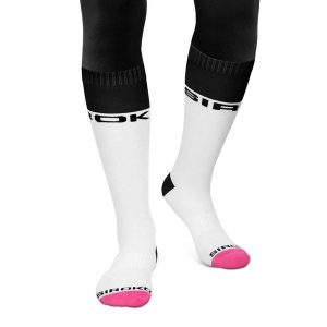 Skarpety snowboardowe Siroko Fuji White. Białe skarpetki SIROKO, bez wzorów. Za 63,00 zł.