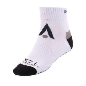 Skarpety sportowe Karakal X2+ Sports Ankle Socks. Białe skarpetki KARAKAL, bez wzorów. Za 41,00 zł.