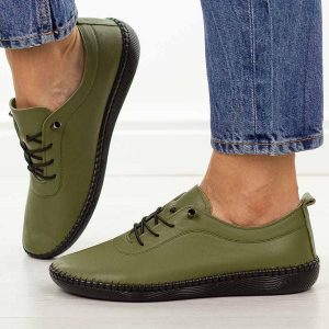 Khaki skórzane półbuty damskie T.Sokolski 2023. Brązowe półbuty Sokolski, na jesień, bez wzorów, z jeansu, z okrągłym noskiem, bez obcasa, na płaskiej podeszwie, bez zapięcia. Za 249,00 zł.