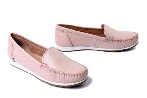 MARCO TOZZI 24600-42 408 nude, półbuty damskie. Czerwone półbuty Marco Tozzi, bez wzorów, ze skóry, bez obcasa, bez zapięcia. Za 174,93 zł.