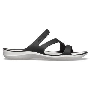 Klapki sportowe damskie Crocs Swiftwater Sandal. Białe klapki Crocs, bez wzorów, bez obcasa. Za 159,00 zł.