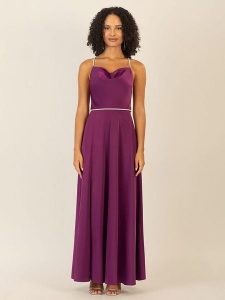 APART Sukienka w kolorze fioletowym rozmiar: 34. Różowe sukienki Apart, bez wzorów, z satyny, bez kołnierzyka, bez ramiączek, maxi. Za 282,99 zł.