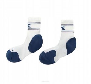 Skarpety tenisowe Diadora Socks Court. Białe skarpetki Diadora, bez wzorów, z elastanu. Za 42,00 zł.