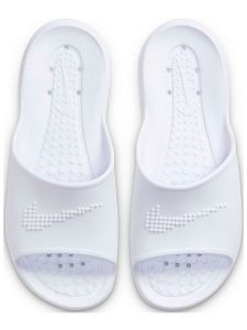 Nike Sportswear Klapki "Victori one" w kolorze białym rozmiar: 40,5. Białe klapki Nike Sportswear, bez wzorów, z otwartym noskiem, bez obcasa. Za 109,52 zł.