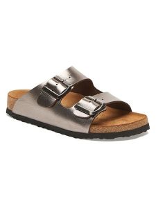 Comfortfusse Skórzane klapki w kolorze szarobrązowym rozmiar: 42. Brązowe klapki Comfortfüße, bez wzorów, z materiału, z otwartym noskiem, bez obcasa. Za 252,99 zł.