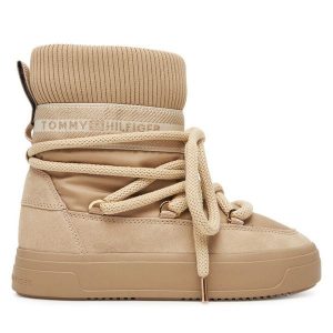Śniegowce Tommy Hilfiger. Brązowe buty zimowe TOMMY HILFIGER, bez obcasa, bez zapięcia. Za 559,99 zł.
