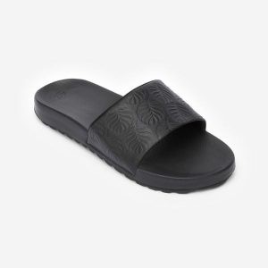 Klapki damskie Decathlon 550 Shiva. Czarne klapki DECATHLON, bez wzorów, z poliesteru, bez obcasa. Za 79,99 zł.