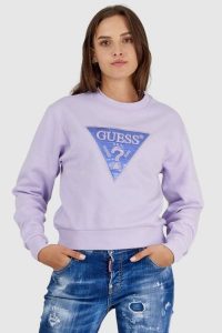 GUESS Fioletowa bluza damska z wyszywanym logo. Fioletowe bluzy Guess, s, z aplikacjami, z bawełny, bez kaptura. W wyprzedaży za 179,99 zł.