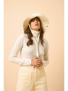 Just Cashmere Kaszmirowy sweter "Ava" w kolorze kremowym rozmiar: XL. Brązowe golfy Just Cashmere, bez wzorów, z kaszmiru. Za 294,92 zł.
