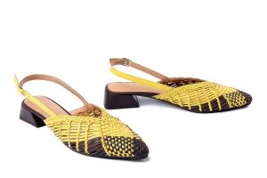 GIOSEPPO 79267 Kehancha yellow, czółenka damskie. Żółte czółenka Gioseppo, w ażurowe wzory, z gumy, bez obcasa, na obcasie, bez zapięcia. Za 409,90 zł.