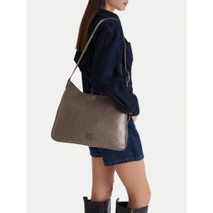 Torebka G-Star Raw. Brązowe torebki klasyczne G-Star Raw, bez wzorów, bez dodatków. Za 179,99 zł.