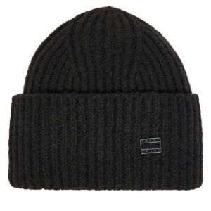 Czapka Tommy Hilfiger. Czarne czapki TOMMY HILFIGER, bez wzorów. Za 129,99 zł.