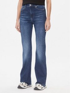 Tommy Jeans Jeansy Sylvia DW0DW17156 Niebieski Flare Fit. Niebieskie jeansy Tommy Jeans, bez wzorów, z bawełny. Za 279,99 zł.
