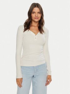 Guess Bluzka Kyla W4BP51 KBCO2 Biały Regular Fit. Białe bluzki Guess, l, z aplikacjami, z wiskozy, bez kołnierzyka, bez ramiączek. Za 159,99 zł.