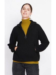 ASSUILI Sweter w kolorze czarnym rozmiar: 42. Czarne swetry oversize Assuili, bez wzorów, bez ramiączek. Za 156,61 zł.