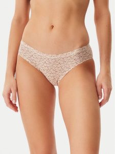 Chantelle Figi klasyczne Soft Stretch C11D30 Beżowy. Brązowe figi Chantelle, bez wzorów, z syntetyku. Za 99,99 zł.
