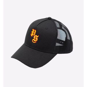 Czapka z daszkiem trucker Pogoń Szczecin - czarna. Czarne czapki POGOŃ, z aplikacjami, z bawełny, klasyczne. Za 79,99 zł.