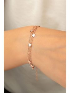 Lodie Silver Srebrna bransoletka z elementami ozdobnymi rozmiar: onesize. Szare bransoletki Lodie Silver, z cyrkonią, srebrne. Za 70,24 zł.