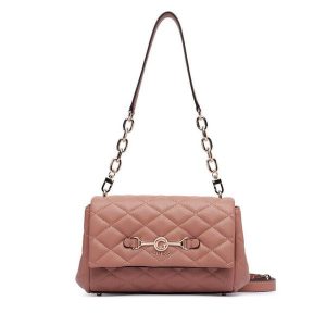Torebka Guess. Czerwone torebki klasyczne Guess, z aplikacjami, bez dodatków. Za 584,99 zł.
