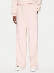 Calvin Klein Jeans Spodnie dresowe LV047C249G Różowy Regular Fit. Czerwone spodnie dresowe Calvin Klein Jeans, l, bez wzorów, z bawełny. Za 279,99 zł.