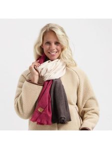 TRAVELIN' Szal w kolorze czerwono-brązowo-beżowym - 200 x 60 cm rozmiar: onesize. Brązowe szaliki Travelin', bez wzorów, z materiału. Za 130,99 zł.