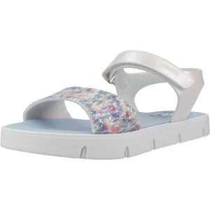 Sandały PABLOSKY 447707P Biały. Białe buty trekkingowe PABLOSKY, bez wzorów, z syntetyku, bez obcasa, bez zapięcia. Za 204,99 zł.