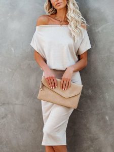LA Angels Sukienka w kolorze beżowym rozmiar: L. Brązowe sukienki LA Angels, na imprezę, l, bez wzorów, bez kołnierzyka, bez ramiączek, midi. Za 202,03 zł.