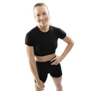 Damska bezszwowa sportowa koszulka crop top z krótkim rękawem Fitness Siroko A. Czarne koszulki sportowe SIROKO, bez wzorów, z materiału, bez ramiączek, na fitness i siłownię. Za 84,00 zł.
