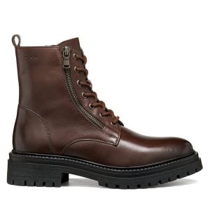 Trapery Geox. Czerwone buty zimowe Geox, bez obcasa, bez zapięcia. Za 589,99 zł.