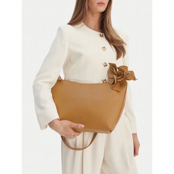 Torebka GINO ROSSI. Brązowe torebki klasyczne Gino Rossi, bez wzorów, bez dodatków. Za 229,99 zł.