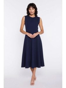 Nife Sukienka w kolorze granatowym rozmiar: 40. Niebieskie sukienki Nife, bez wzorów, bez kołnierzyka, bez ramiączek, midi. Za 187,96 zł.