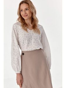 TATUUM Bluzka w kolorze białym rozmiar: 40. Białe bluzki Tatuum, bez wzorów, z bawełny, bez kołnierzyka, bez ramiączek. Za 114,44 zł.